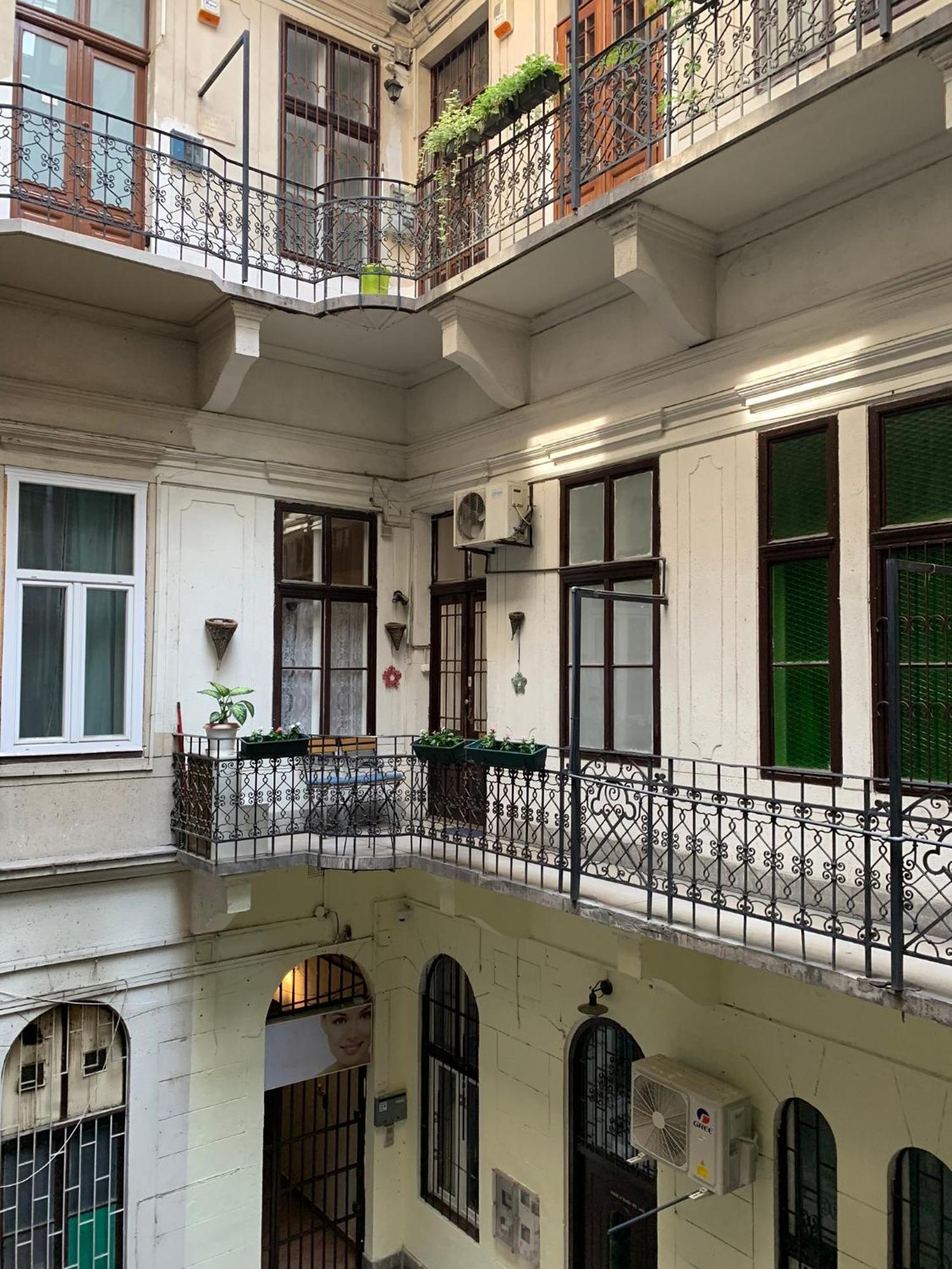 Royal Apartment Budapest Bagian luar foto